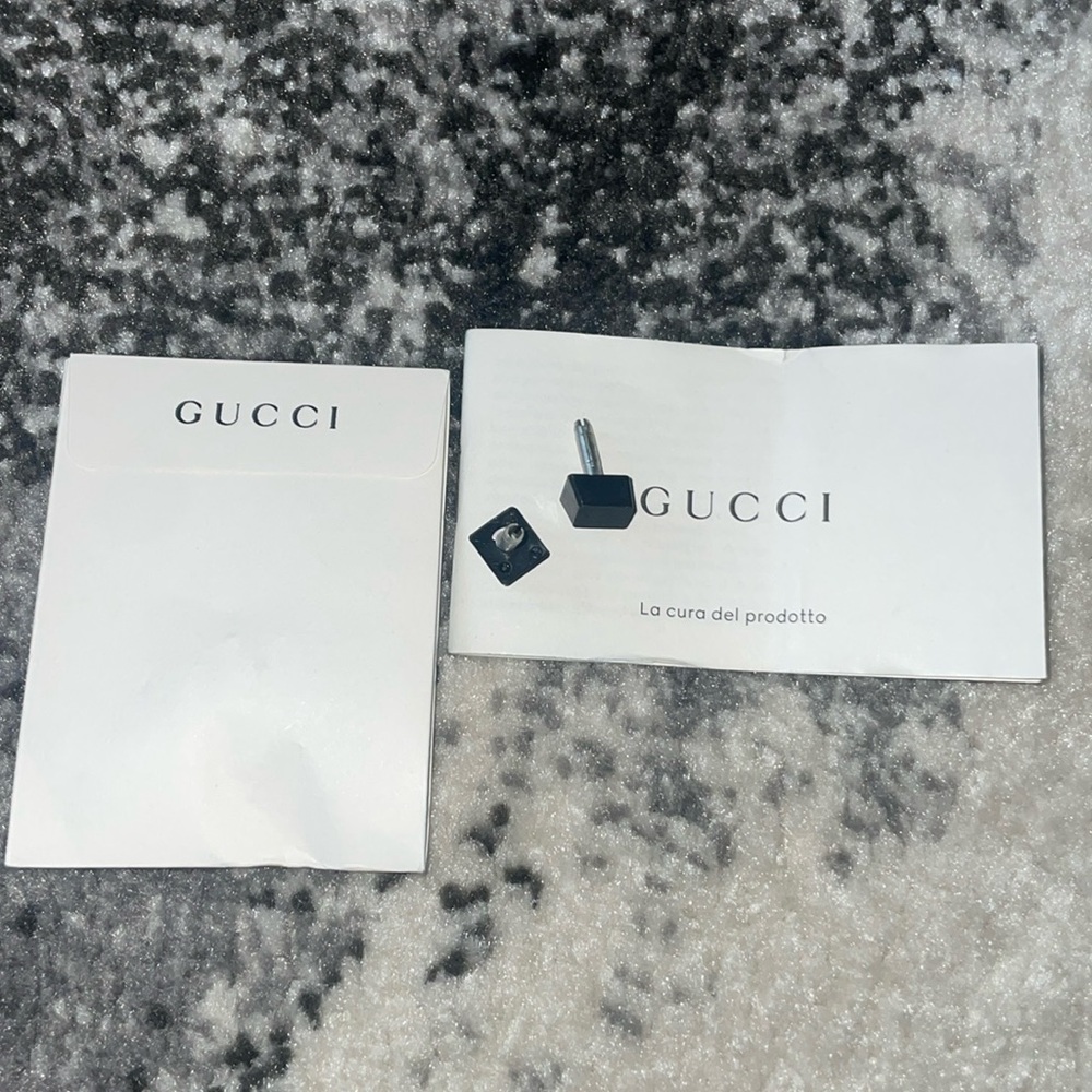 New Gucci 👠 Shoe replacement heel/tip in envelope and booklet